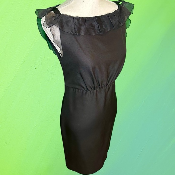 Vintage Giambattista Valli Black 100% Textured Silk Ruffled Neckline Midi Dress - Picture 14 of 16
